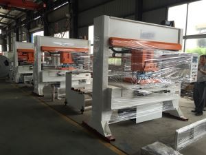 Máquina de corte de cabeçote de viagem para palmilhas